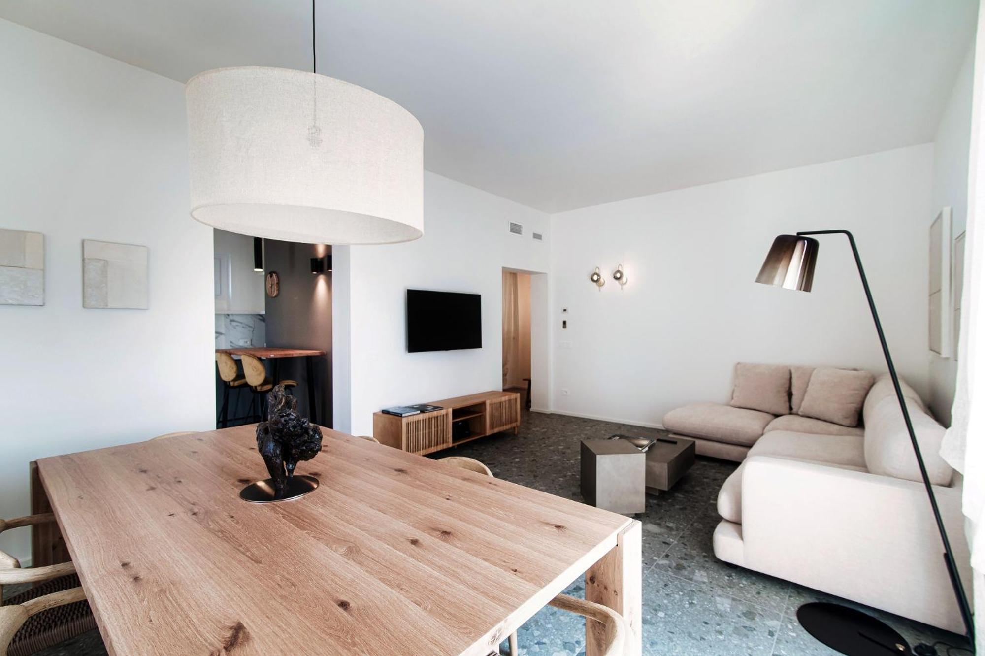 Martina - By Myhomeincomo Appartement