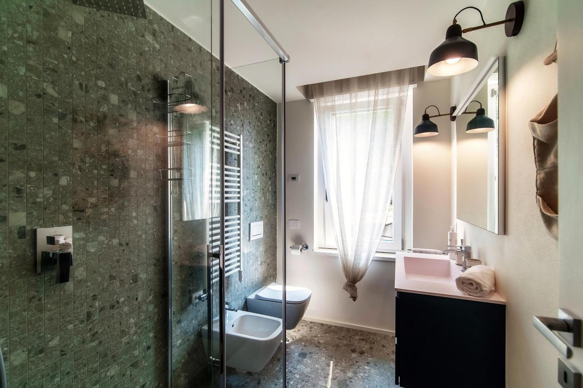 Appartement Martina - By Myhomeincomo
